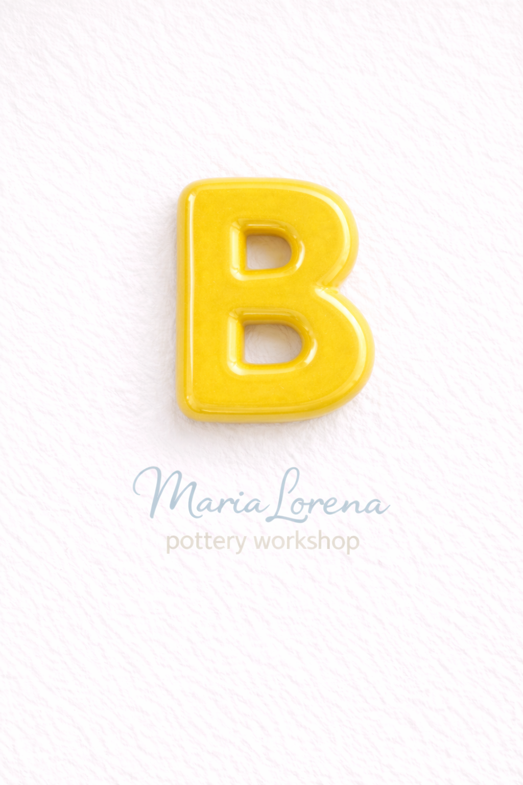 B Mayúscula amarillo