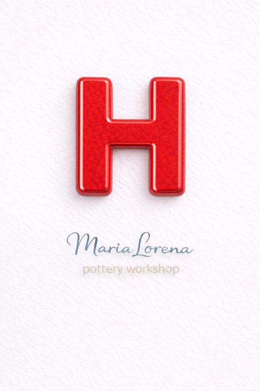 H Mayúscula rojo