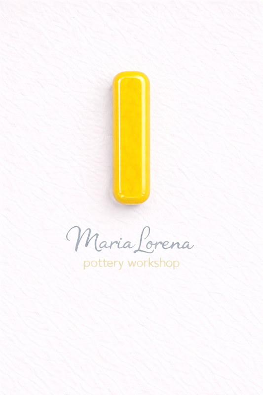 I Mayúscula amarillo